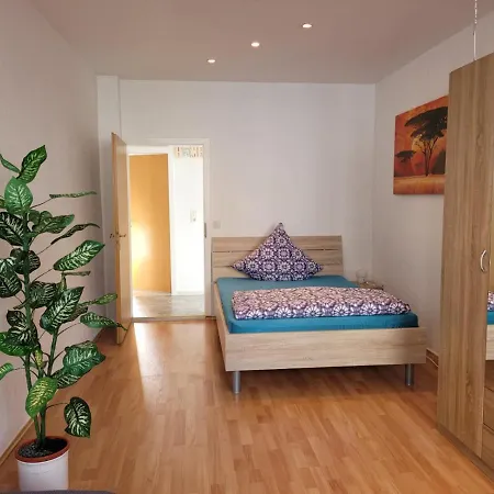 Apartment Thamy's Homestay 3 ✓ Rostock
